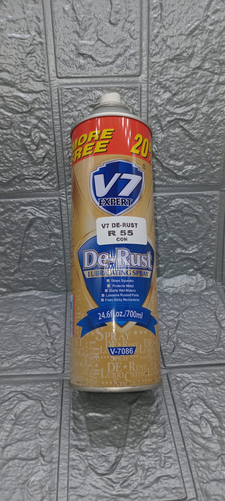 DE-RUST LUBRICATING SPRAY