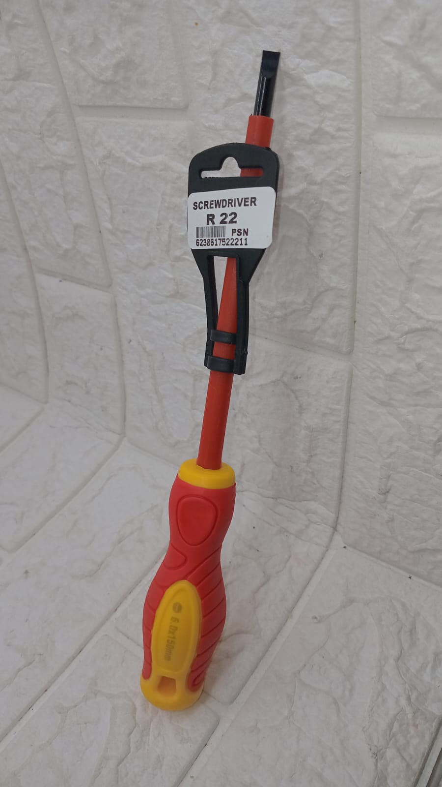 SCREWDRIVER