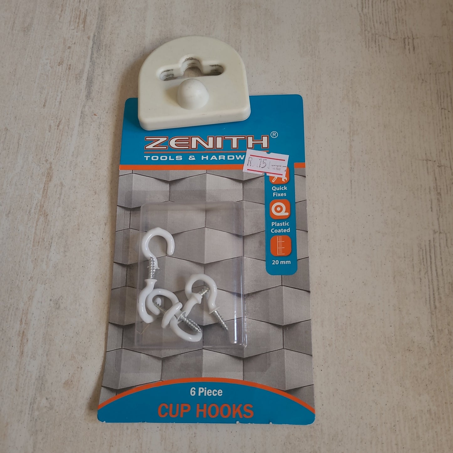 20mm Plastic Cup Hooks (6 pack)