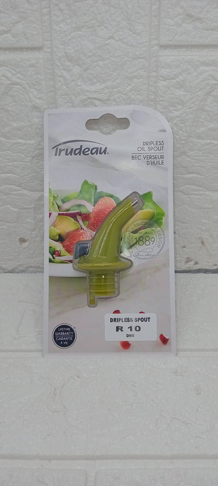DRIPLESS OIL SPOUT