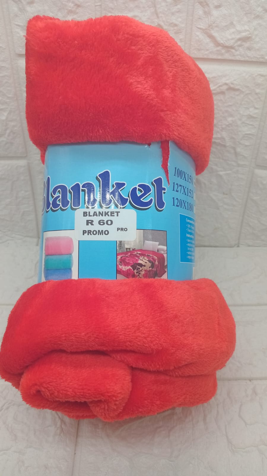 RED SOFT FLEECE BLANKET