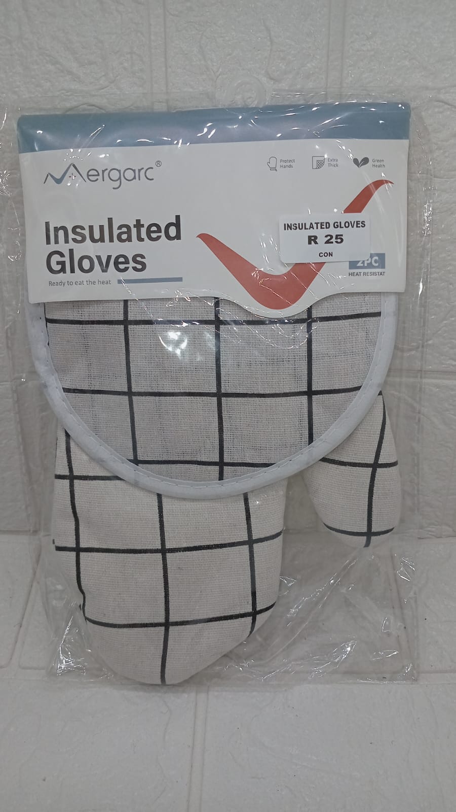 INSULATED GLOVES