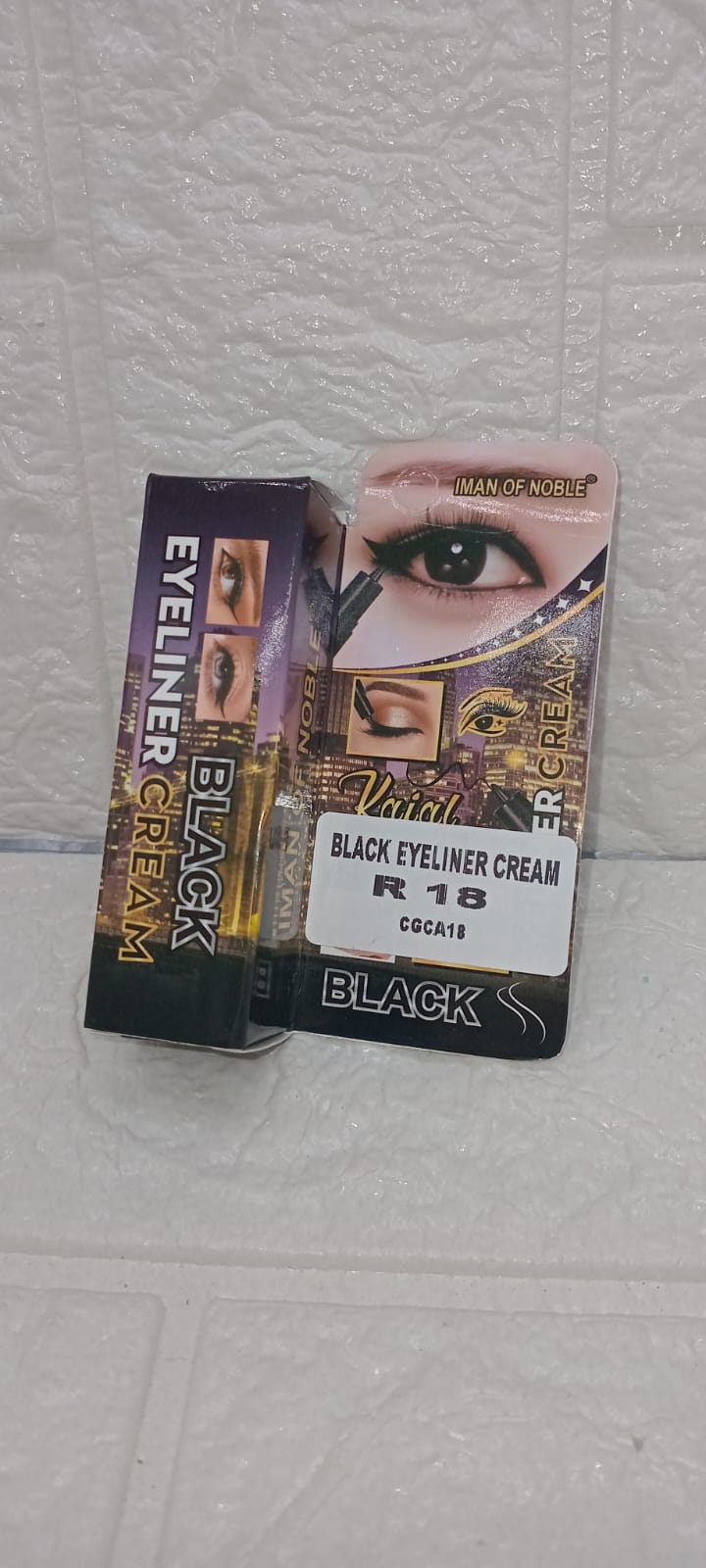 BLACK EYELINER CREAM
