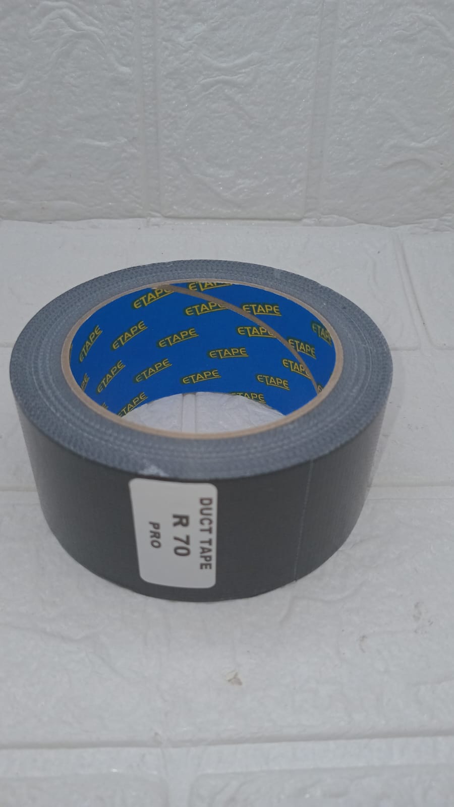 DUCT TAPE