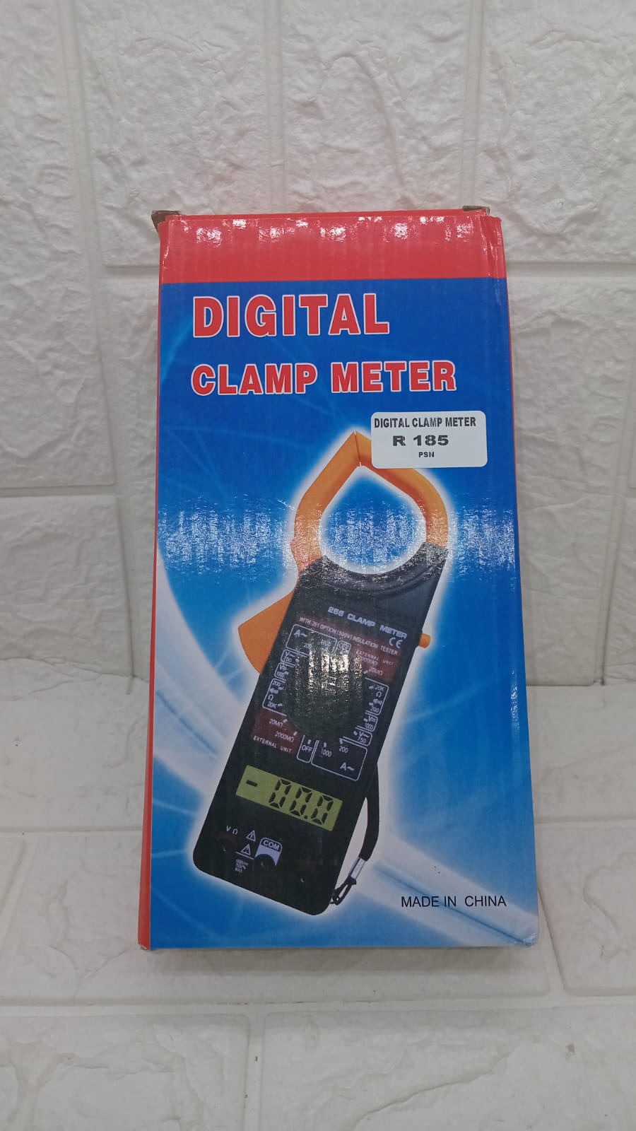 DIGITAL CLAMP METER
