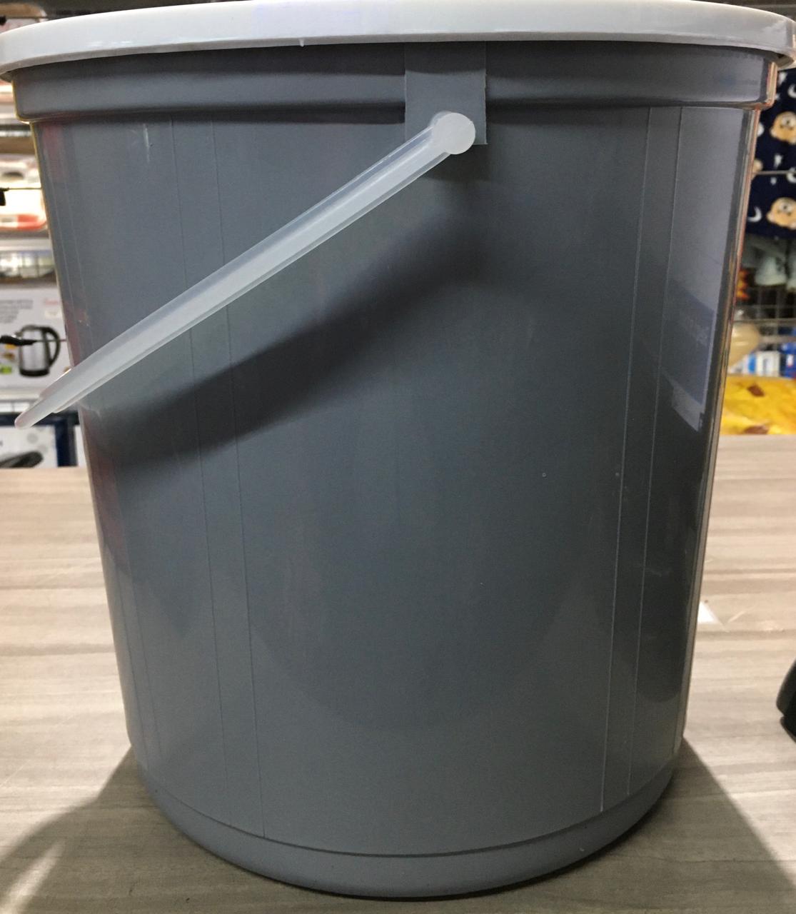20L BUCKET WITH LID