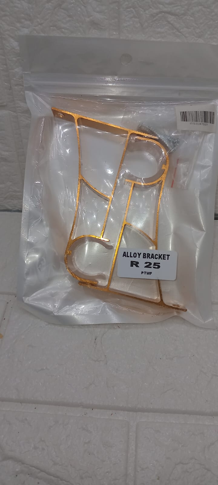 ALLOY BRACKET