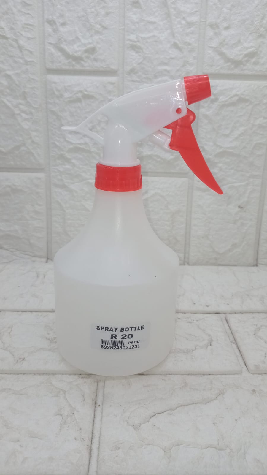 SPRAY BOTTLE