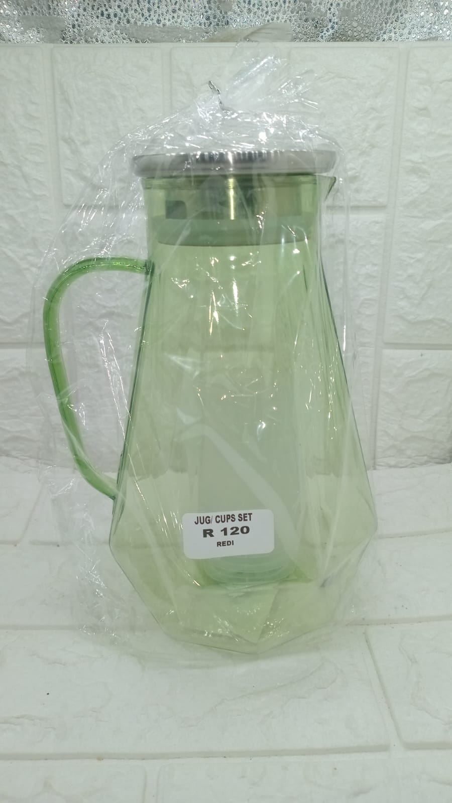 JUGS AND CUPS SET