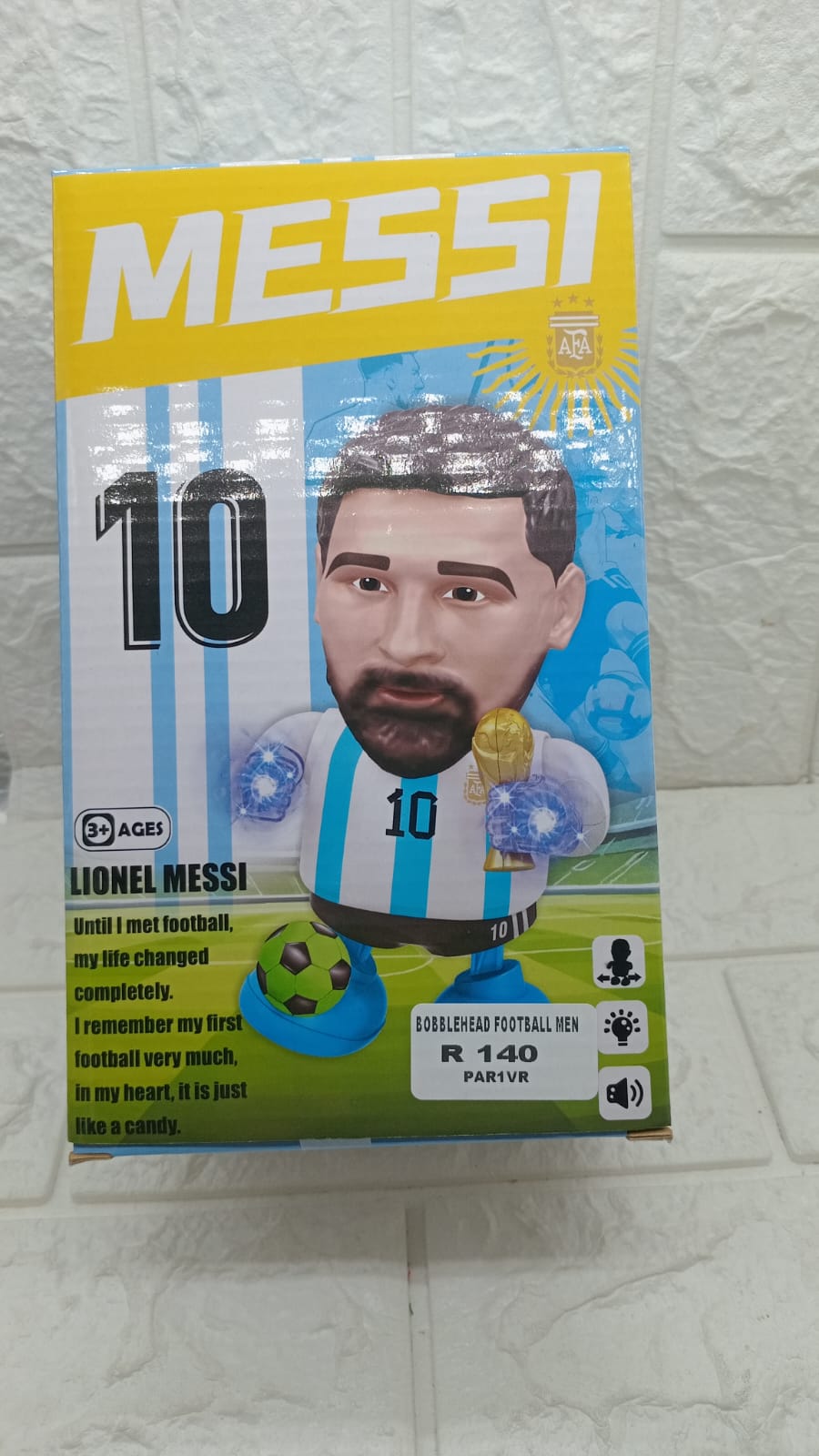 BOBBLE HEAD FOOTBALL CHARACTERS
