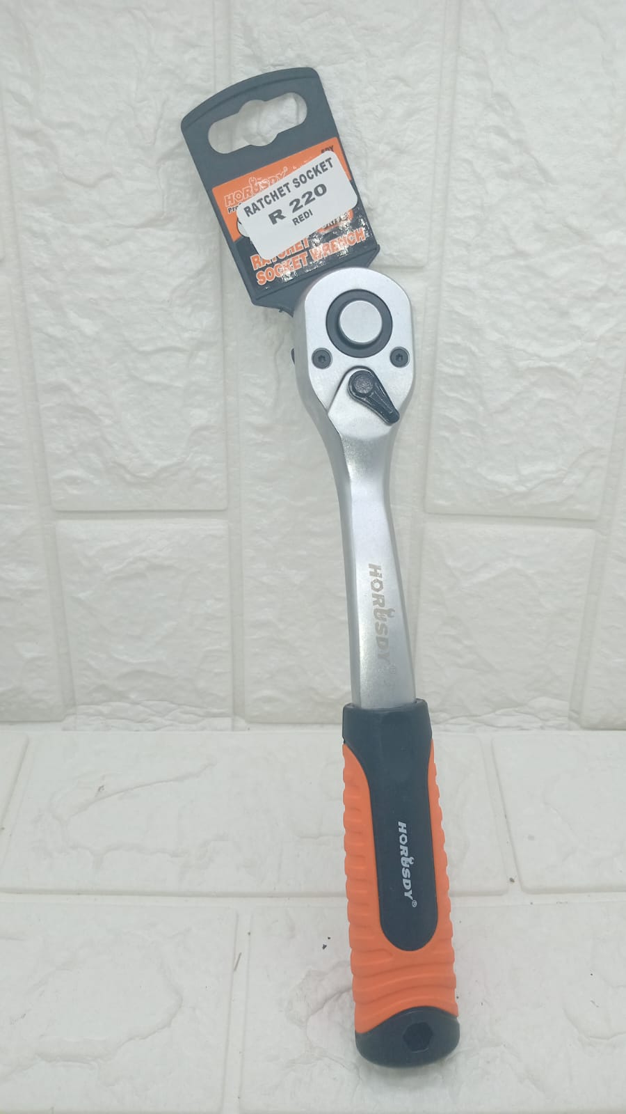 RATCHET SOCKET