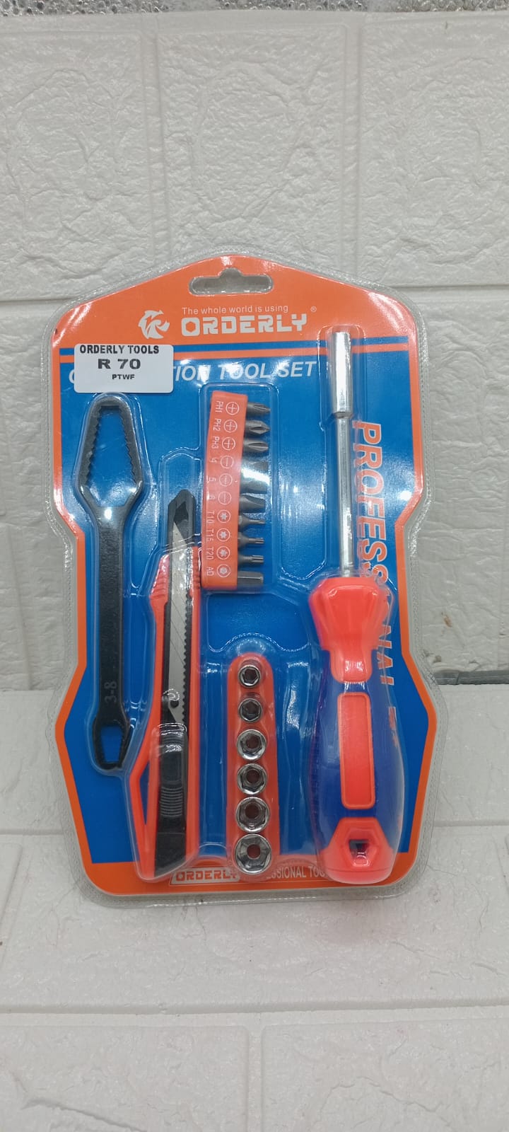 TOOLS SET