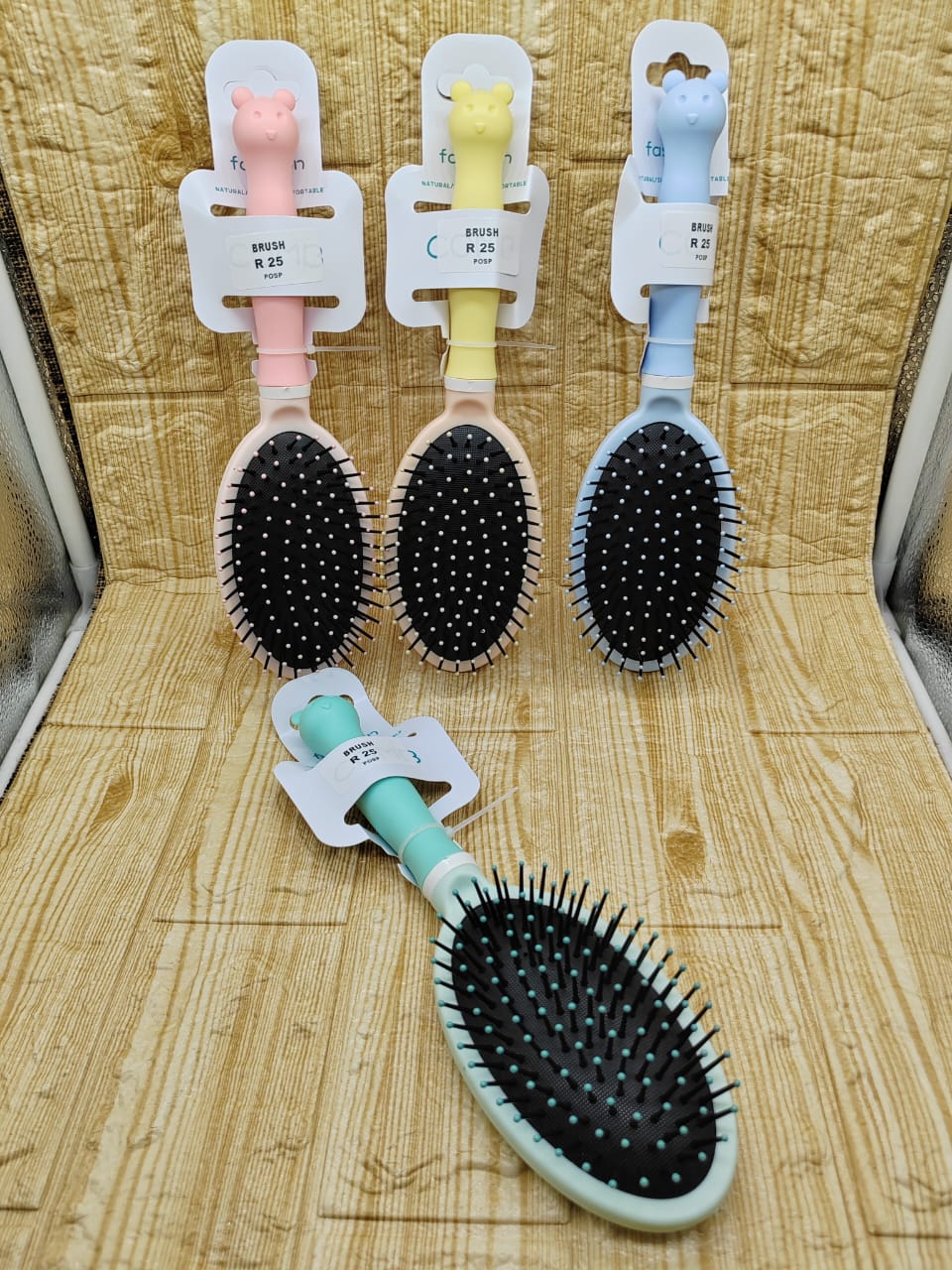 MOON HAIRBRUSHES PADDLE EDITION(ASSORTED COLORS)