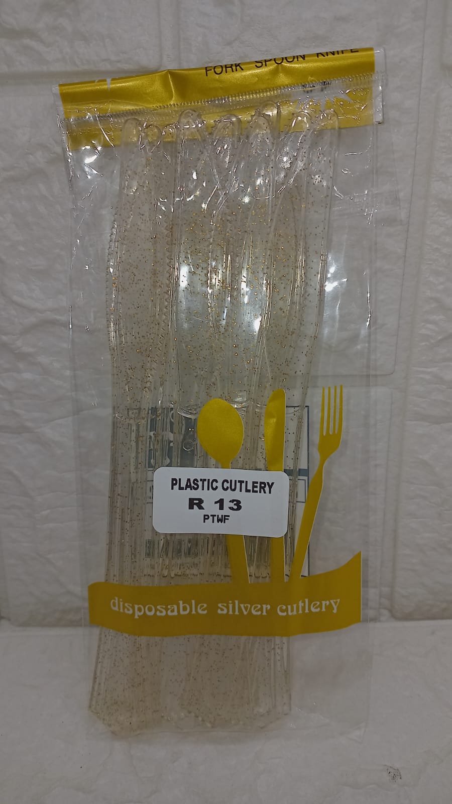 PLASTIC CUTLERY