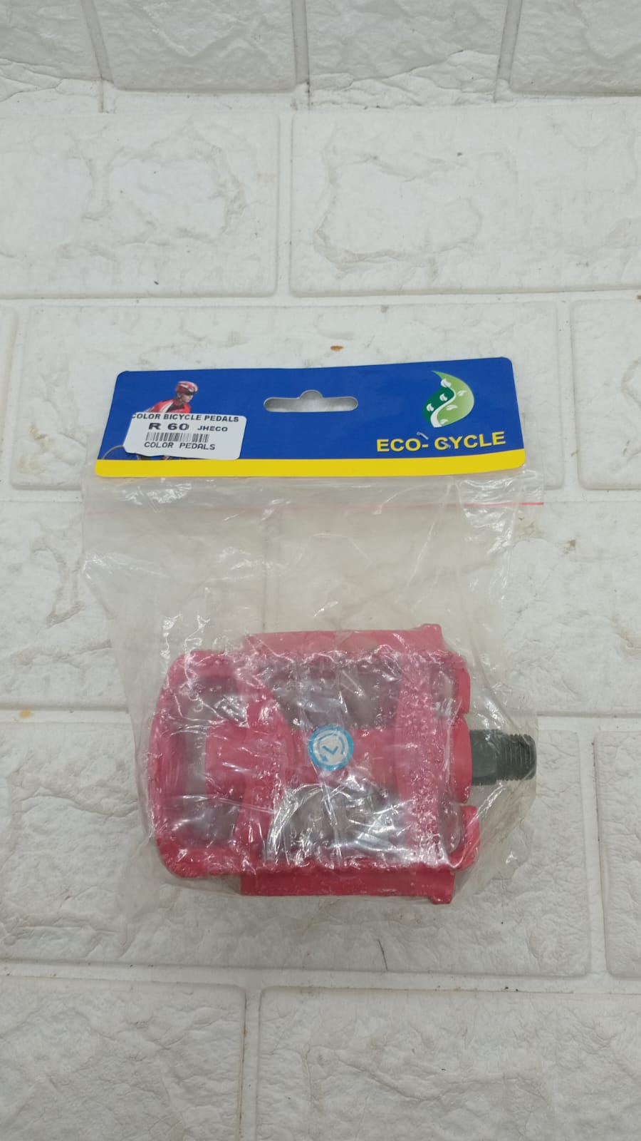 COLOR BICYCLE PEDALS