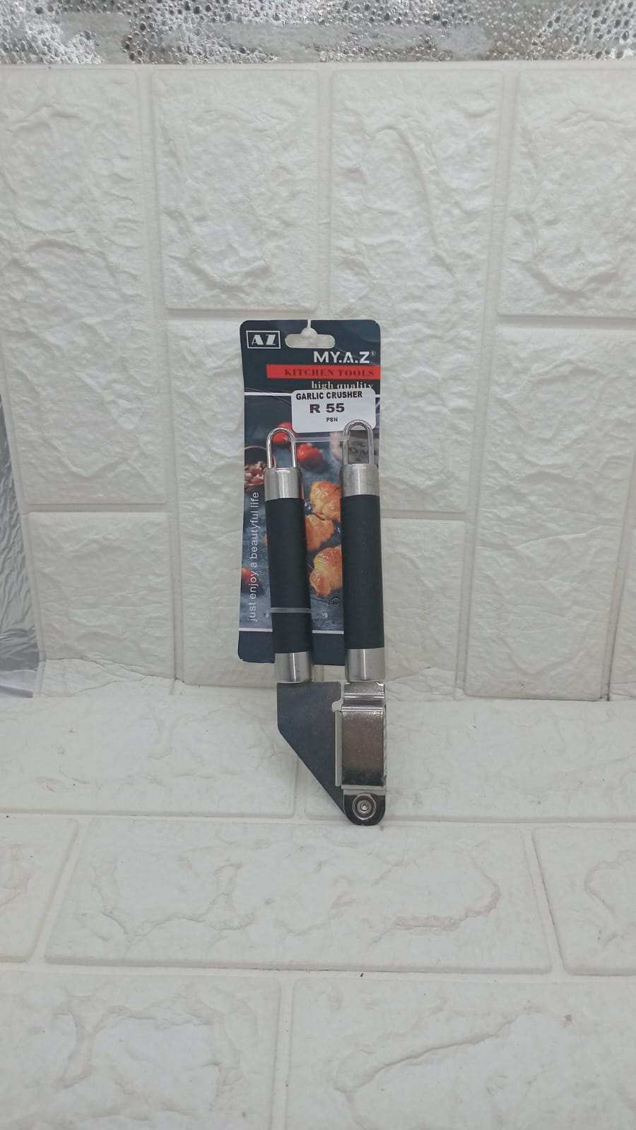 GARLIC CRUSHER