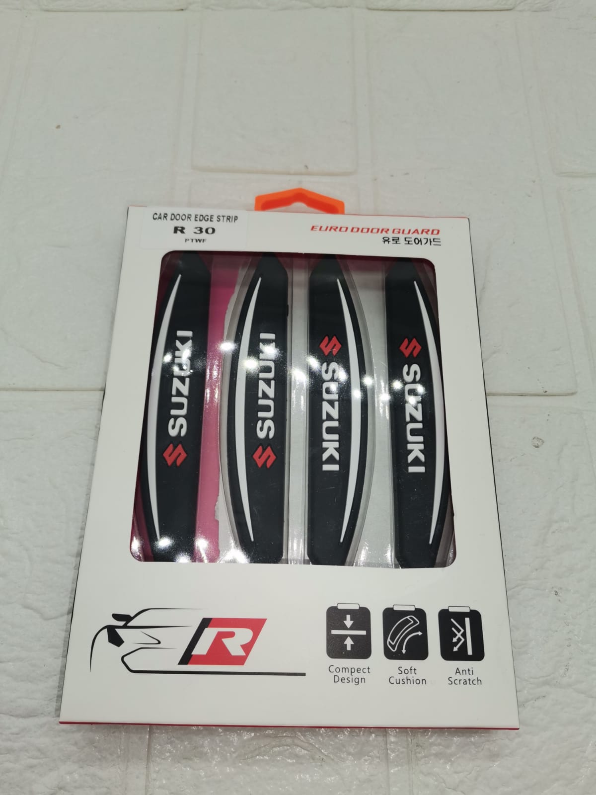 DOOR SUZUKI DOOR GUARDS 4 PC