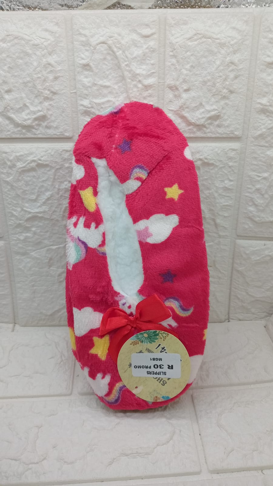 SLIPPERS