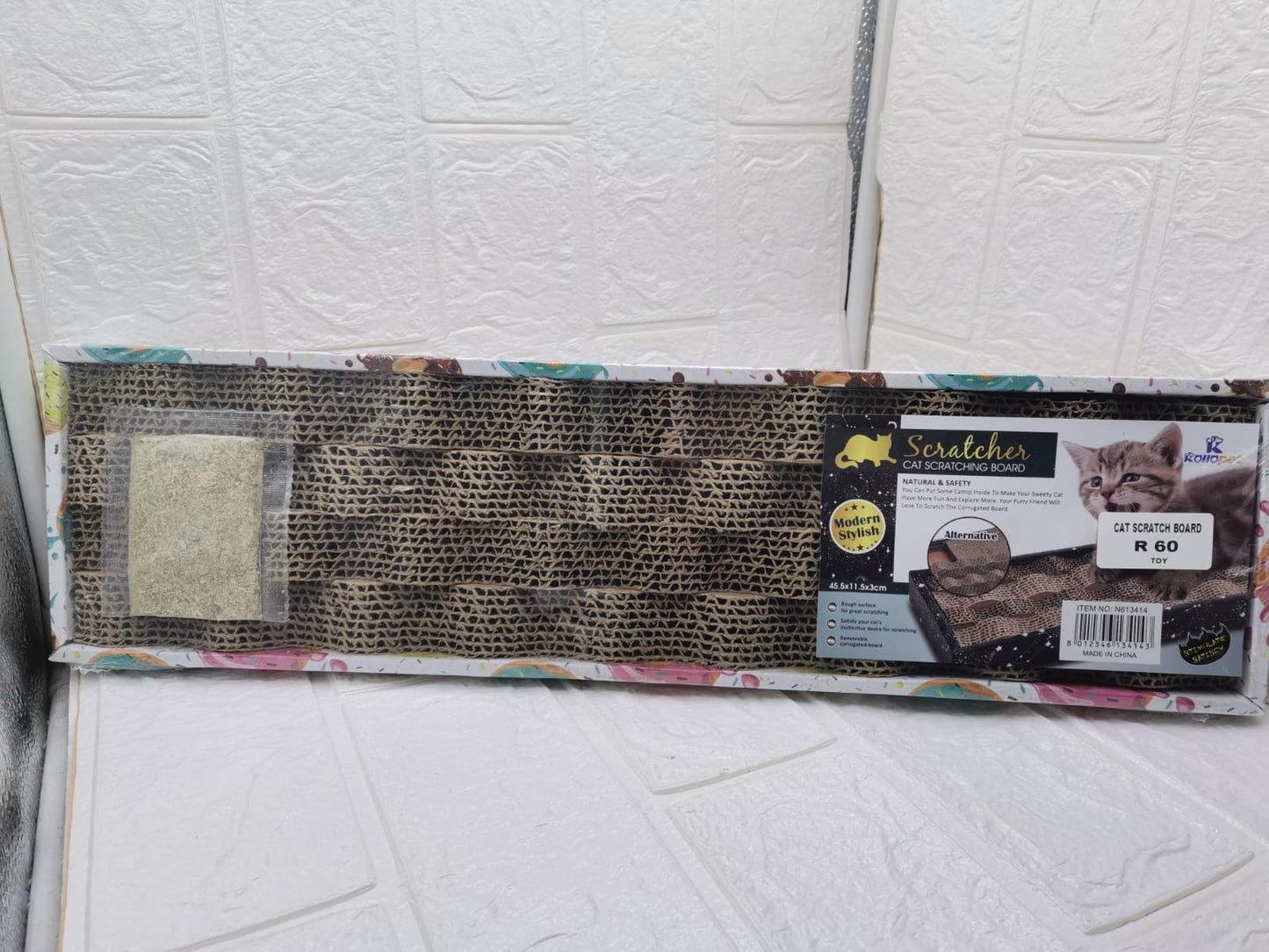 CAT SCRATCHING BOARD