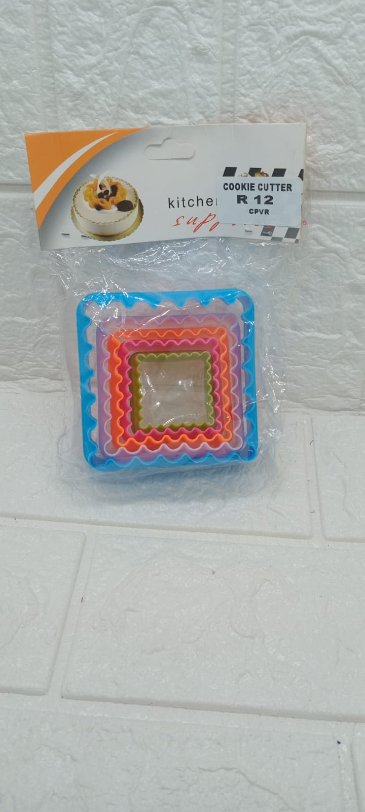 SQUARE COOKIE CUTTER