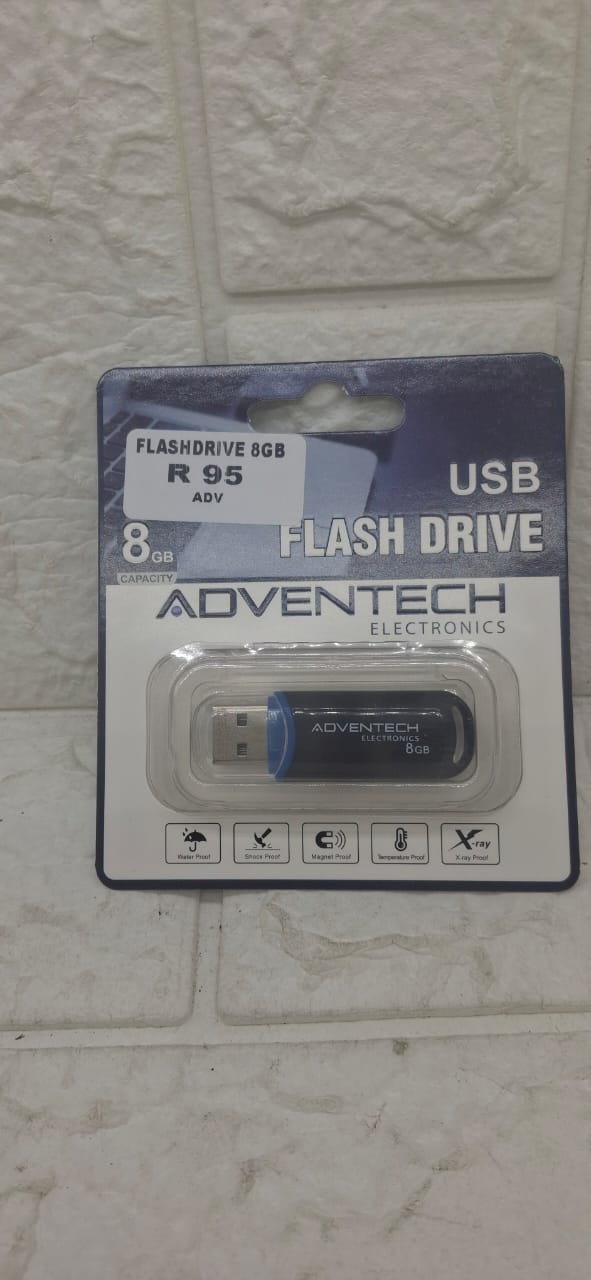 8GB USB FLASH DRIVE
