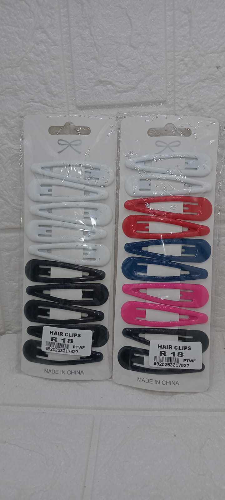 10 PIECE HAIR CLIPS