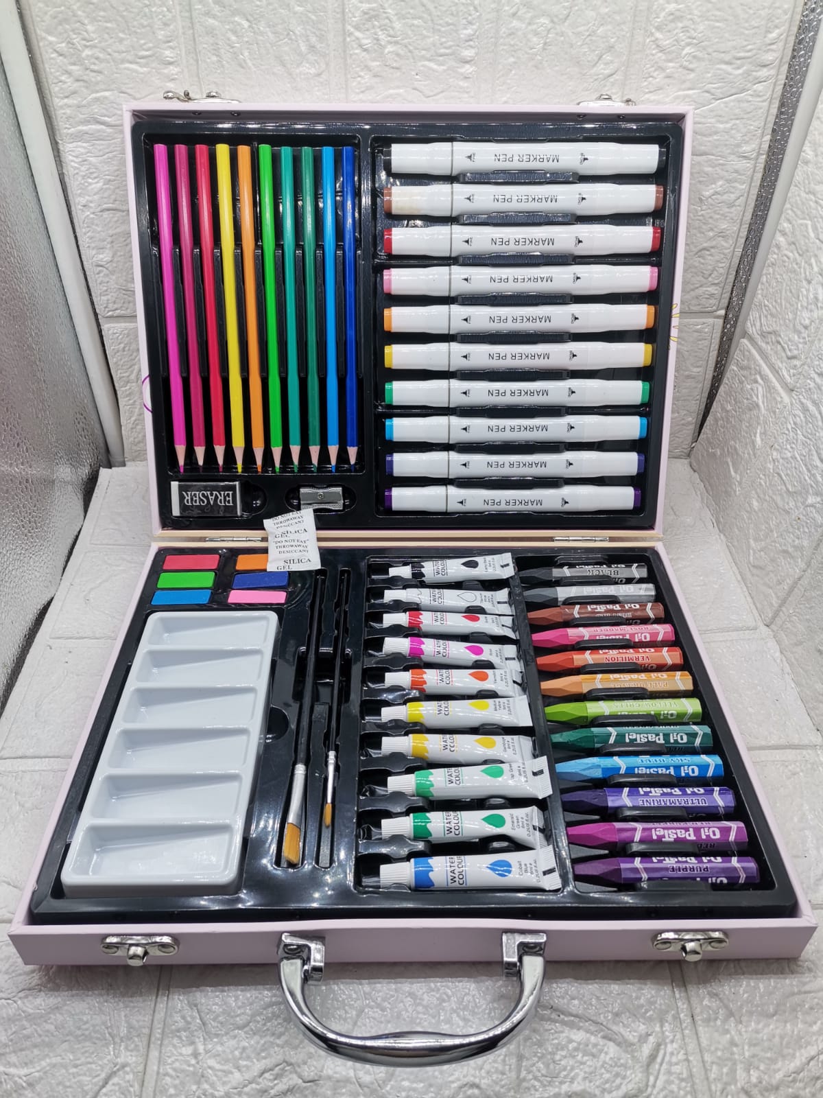 SWEET DREAMS 53 PIECE ART SET