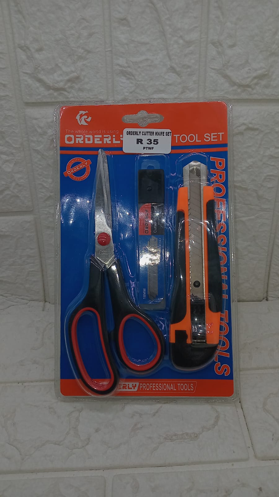 ORDERLY CUTTER KNIFE SET