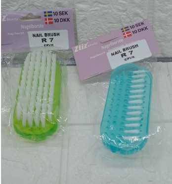 NAIL BRUSH