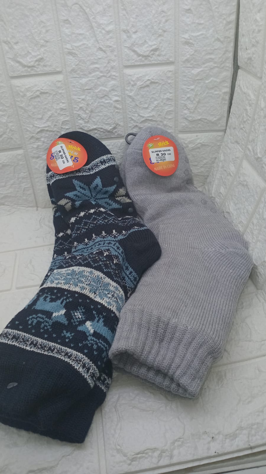SLIPPER SOCKS