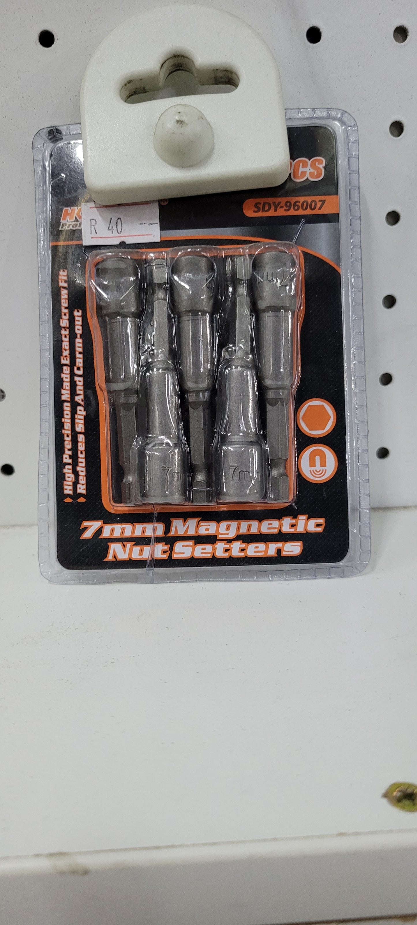 Magnetic Nut Setter