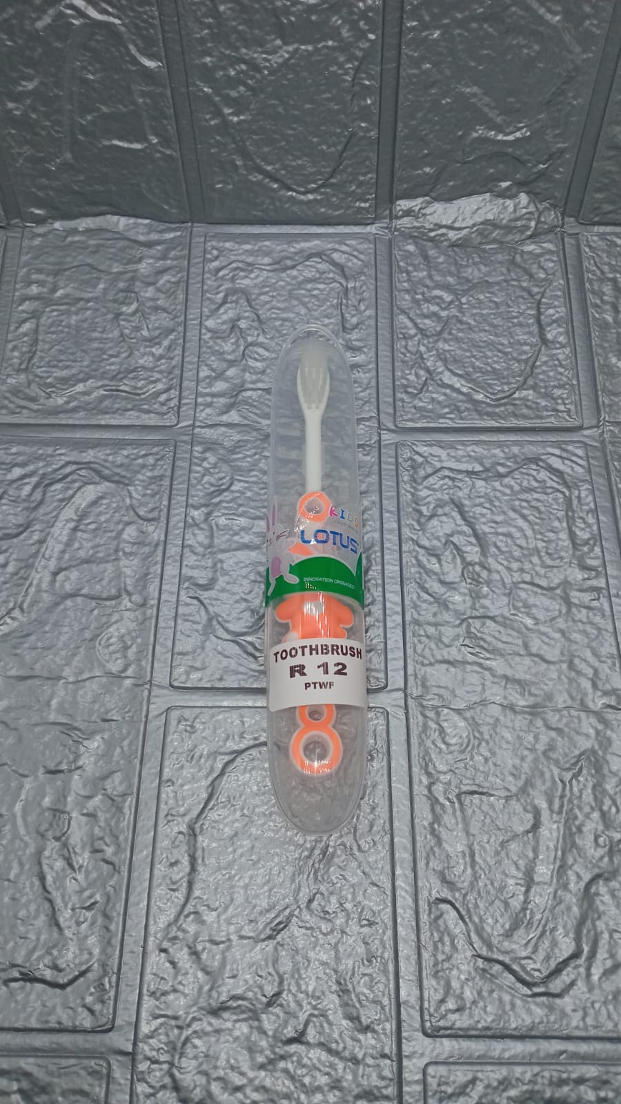 TOOTHBRUSHES