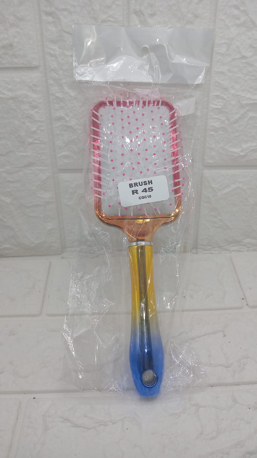HAIR BRUSH