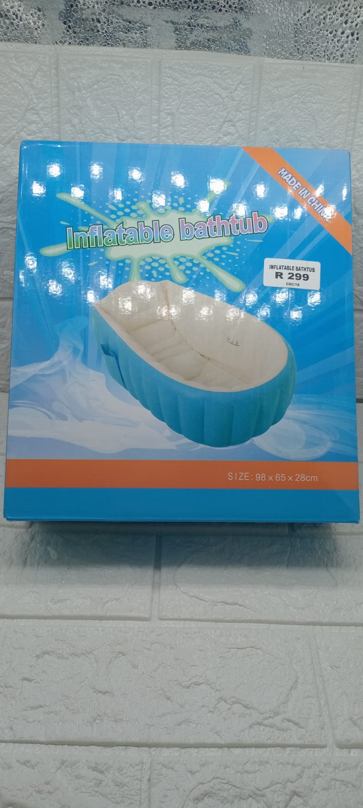 INFLATABLE BATHTUB