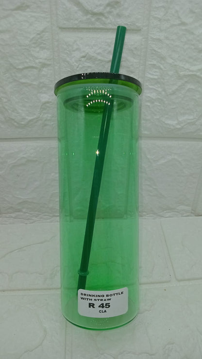 DRINKING MUGS WITH STRAW