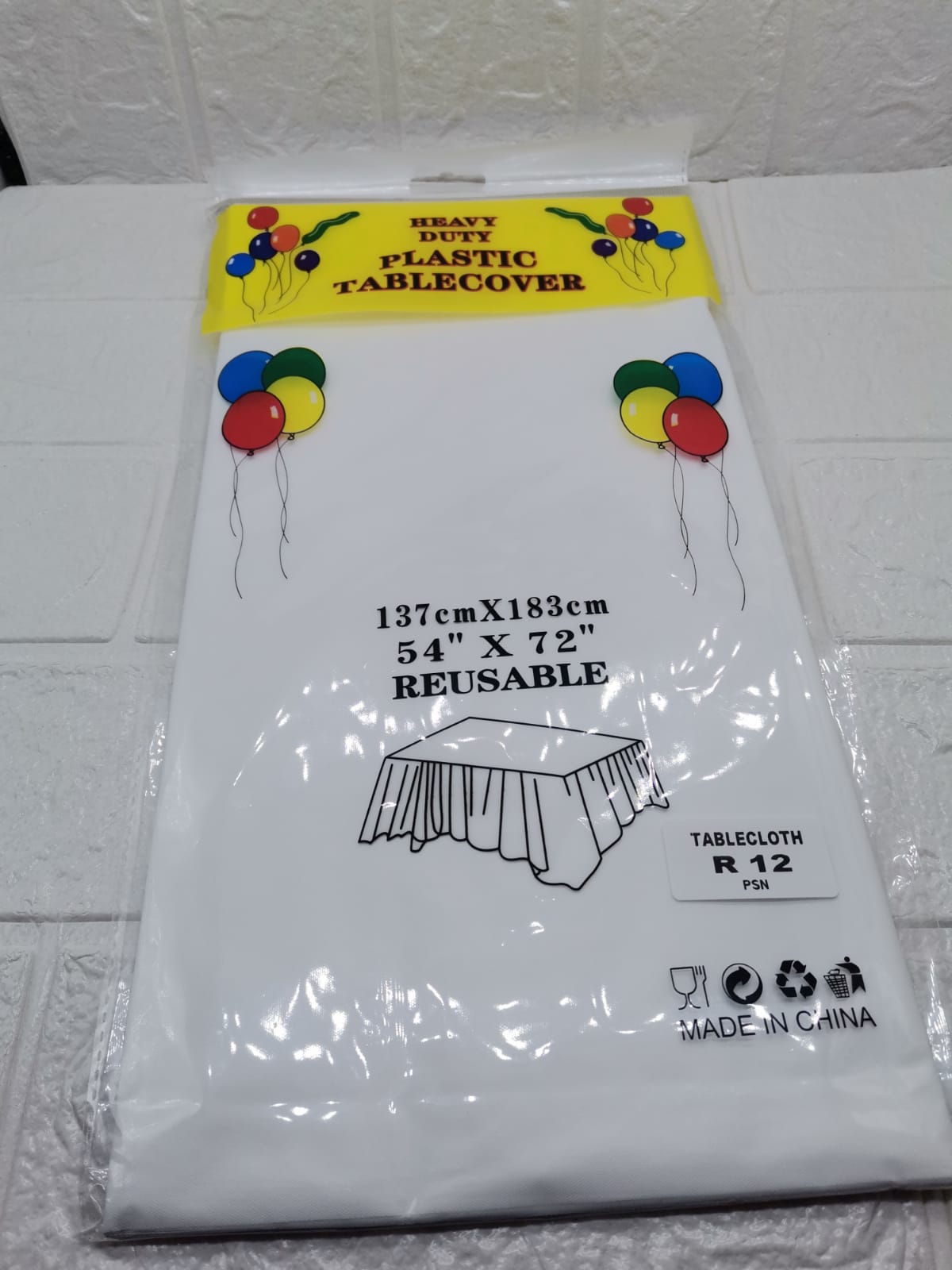 HEAVY DUTY PLASTIC TABLE COVERS