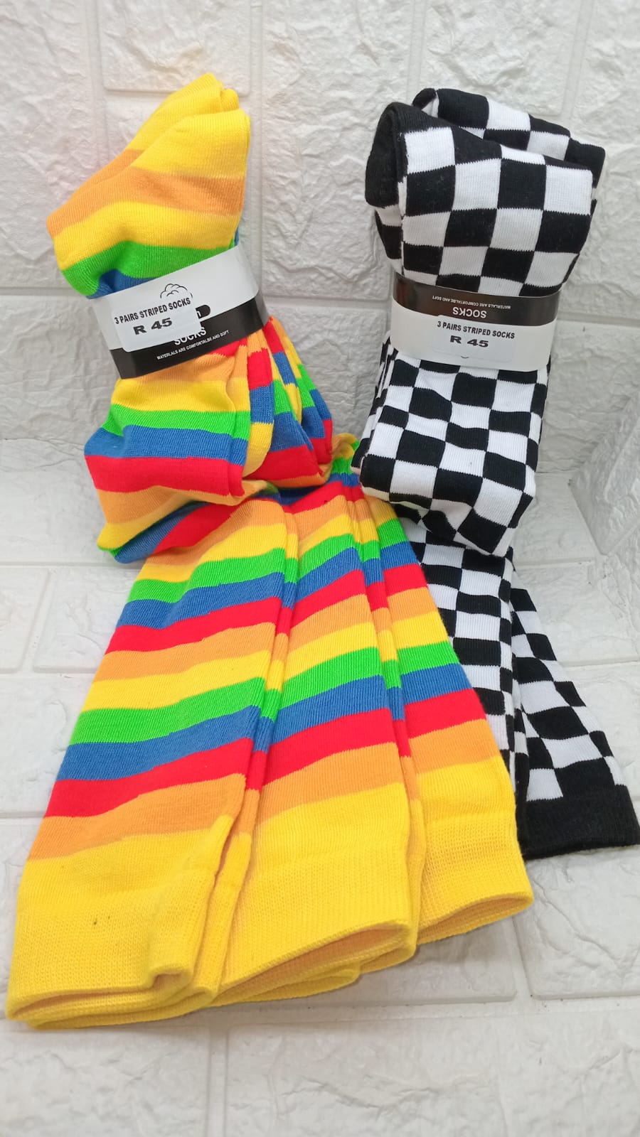 3 PAIRS SOCKS