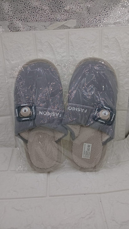 LADIES SLIPPERS