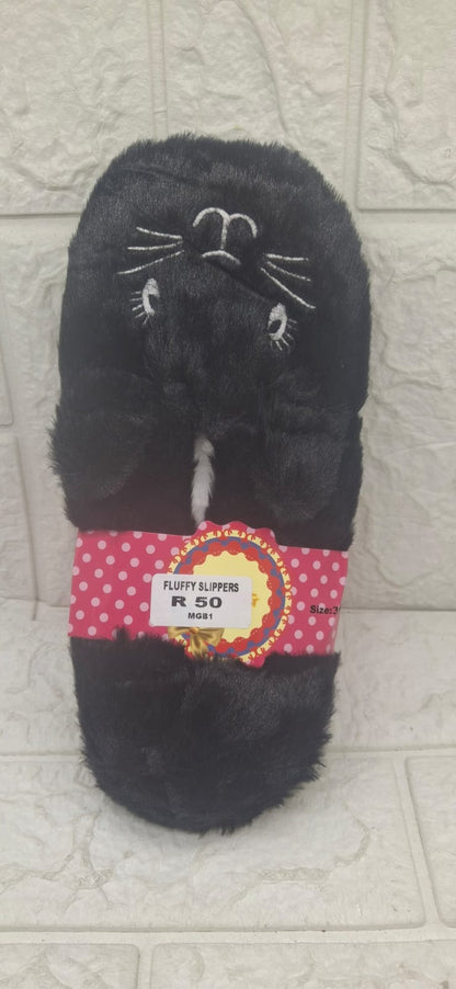 FLUFFY WARM SLIPPERS