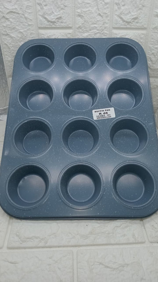 12 HOLE MUFFIN PAN