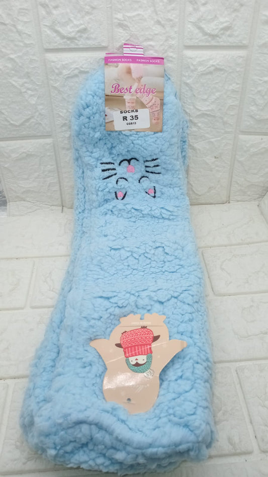 FLUFFY SOCKS