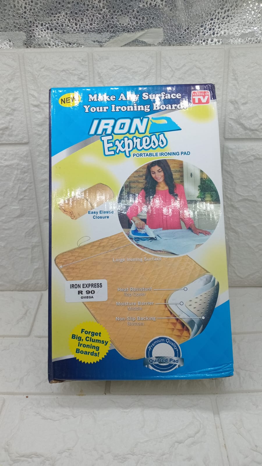 PORTABLE IRONING PAD