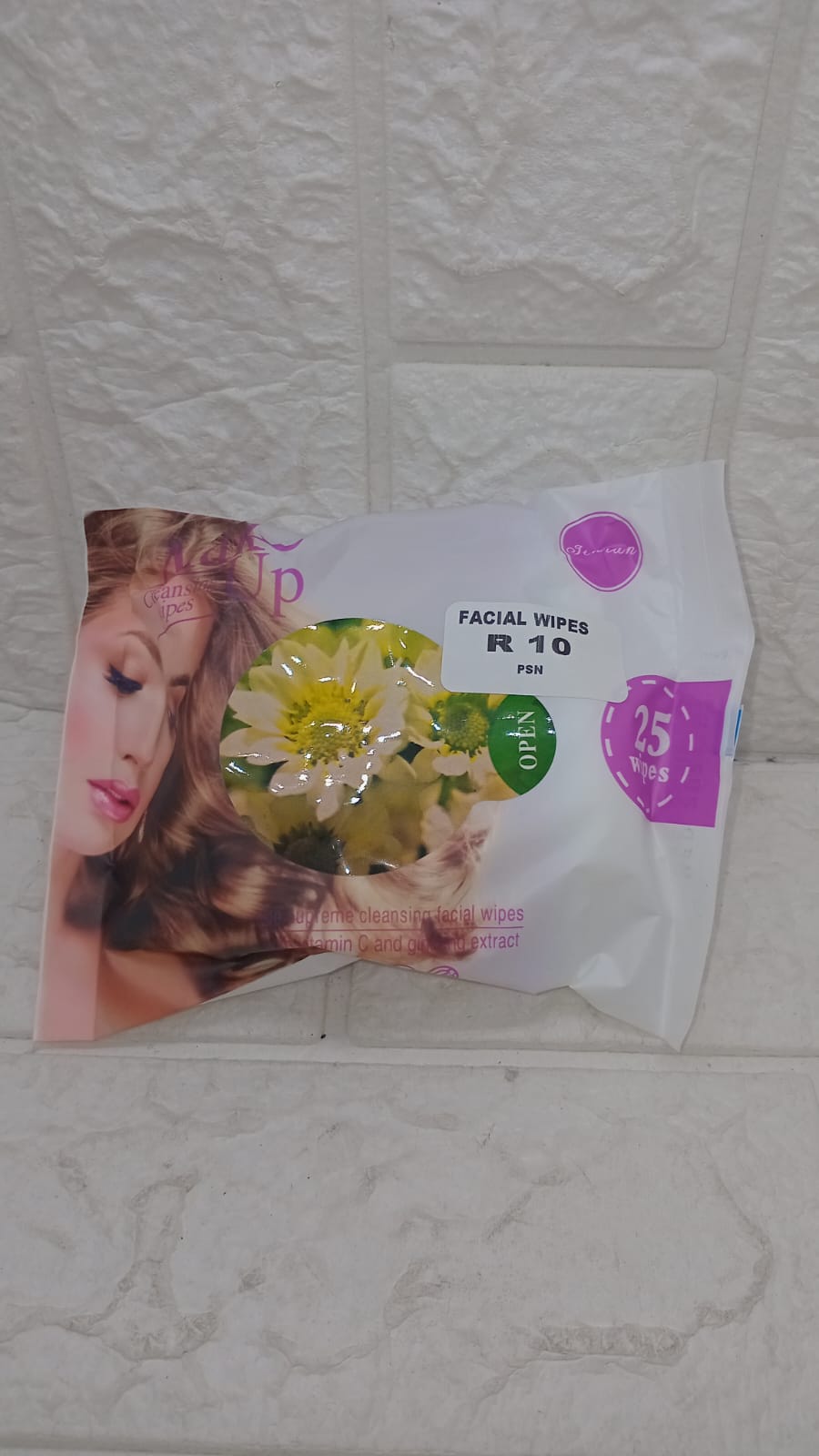 FACIAL WIPES