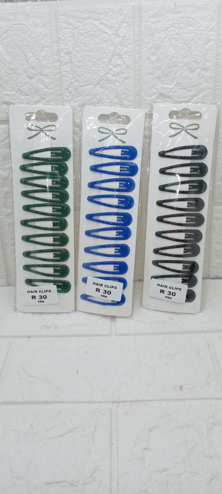 HAIR CLIPS