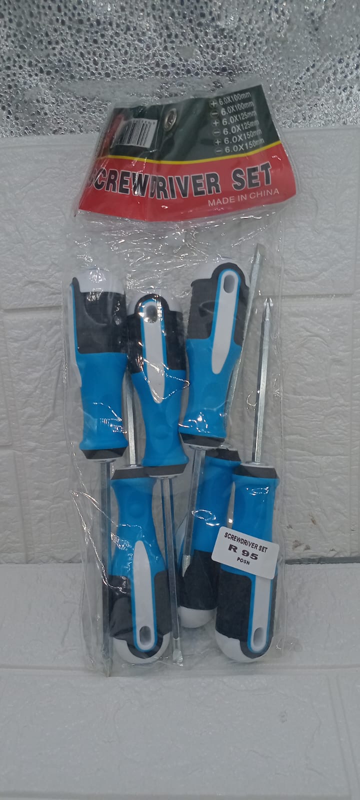 SCREWDRIVER SET
