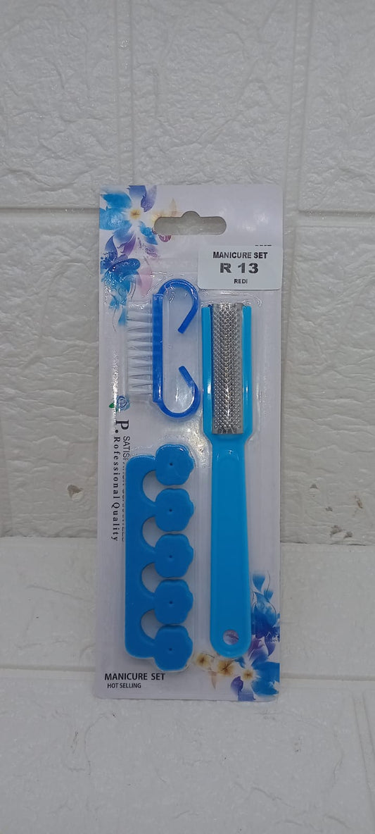 MANICURE SET