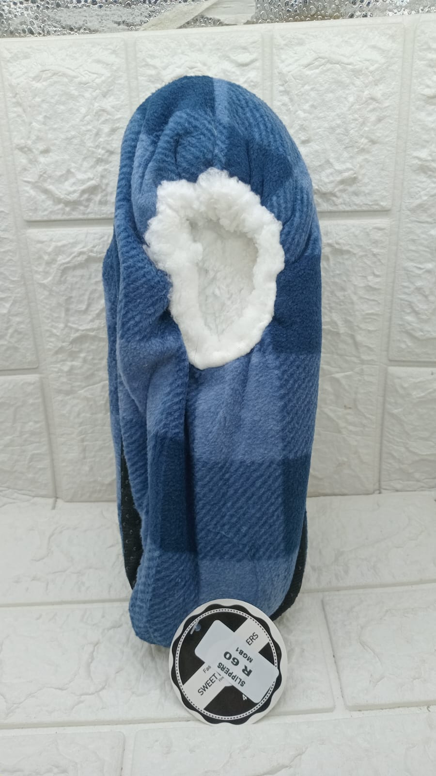 SLIPPERS