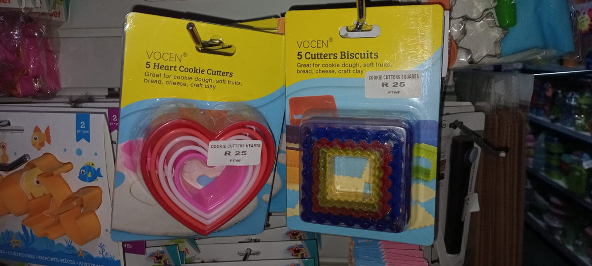 COOKIE CUTTER