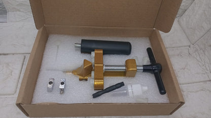 GLASS CUTTER