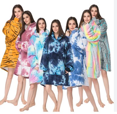 TIE DYE HUGGLES